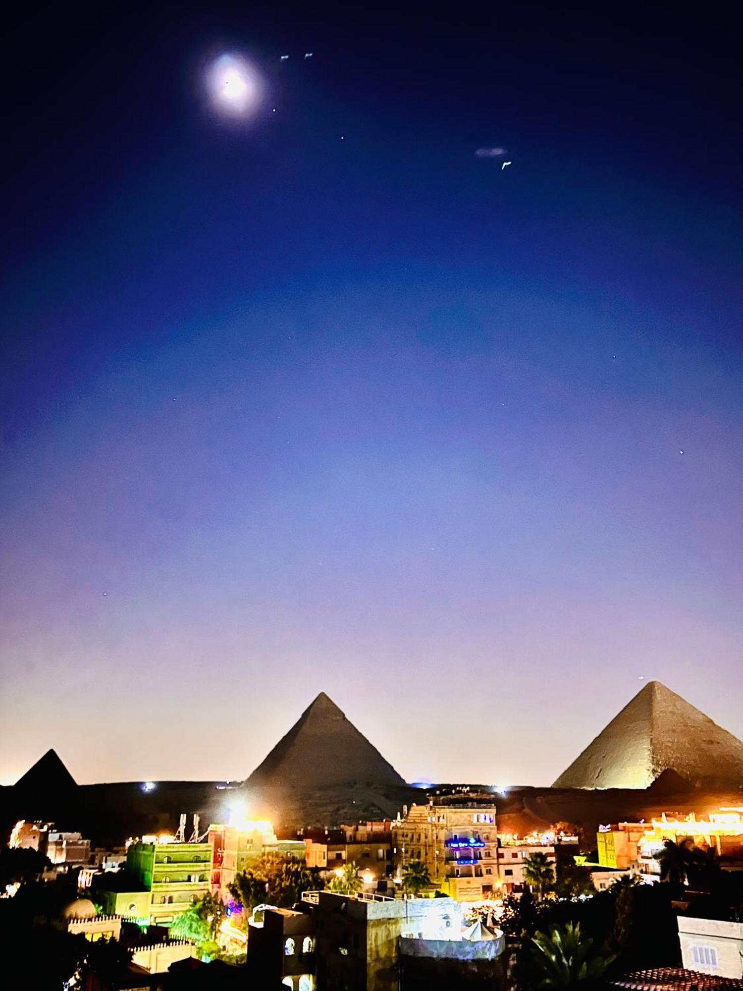 Loay Pyramids View * Il Cairo